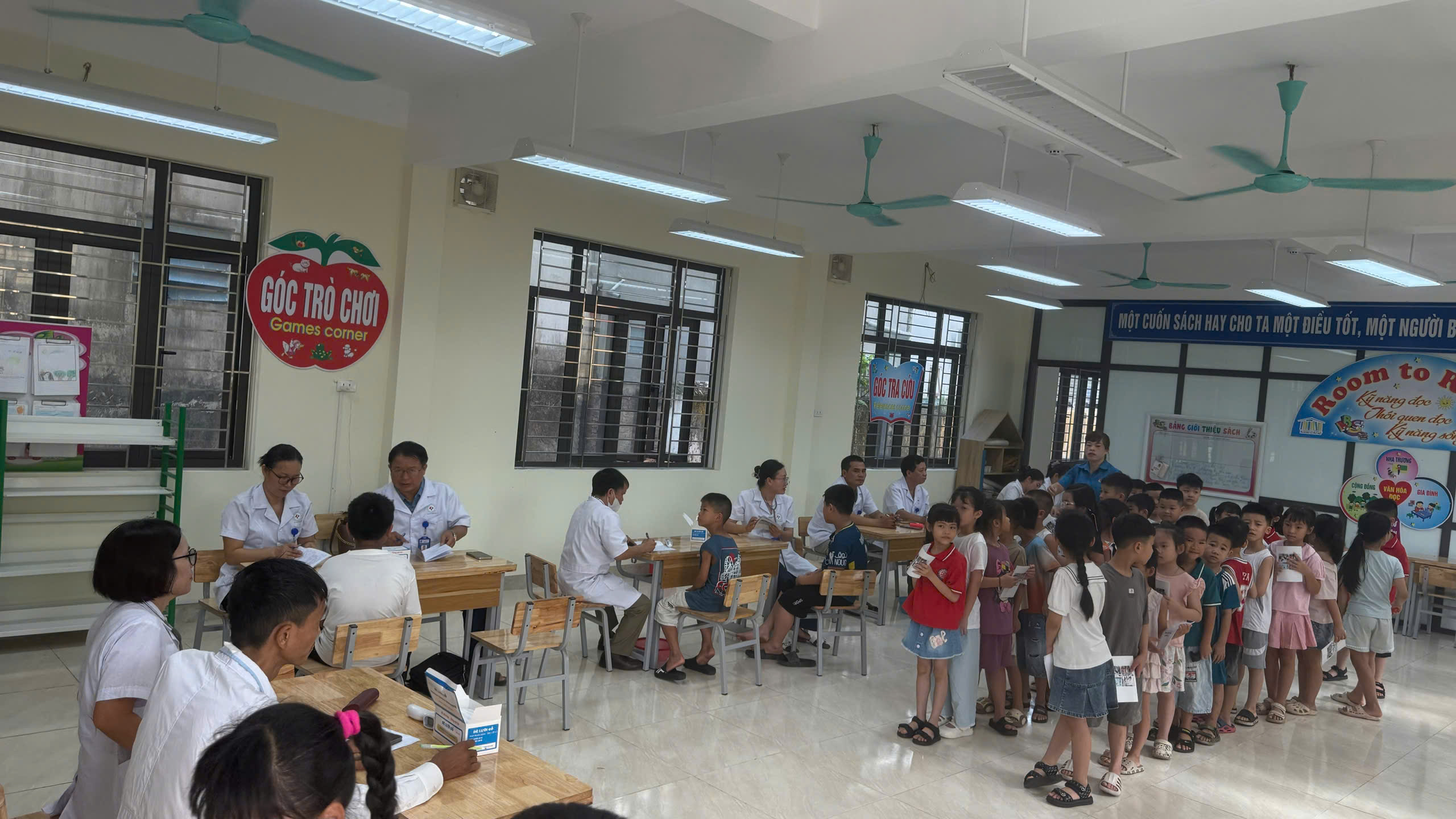 🏥TRẠM Y TẾ VÂN HÀ HOÀN THÀNH ĐỢT KHÁM SỨC KHỎE MIỄN PHÍ CHO HỌC SINH CÁC TRƯỜNG TIỂU HỌC, TRUNG HỌC CƠ SỞ TRÊN ĐỊA BÀN 🌺
